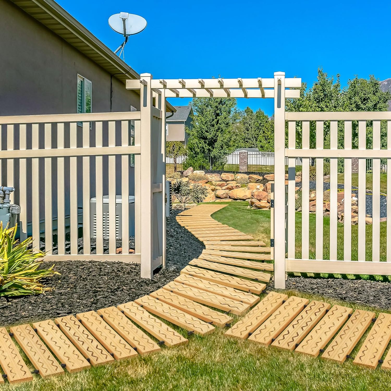 8 ft Non Slip Wooden Garden Pathway E8687