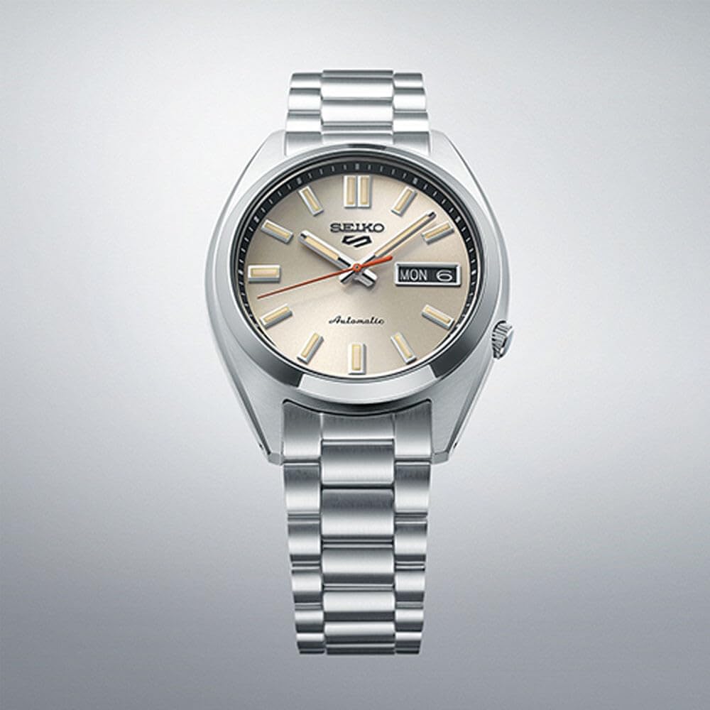 5 Sports Watch C18356