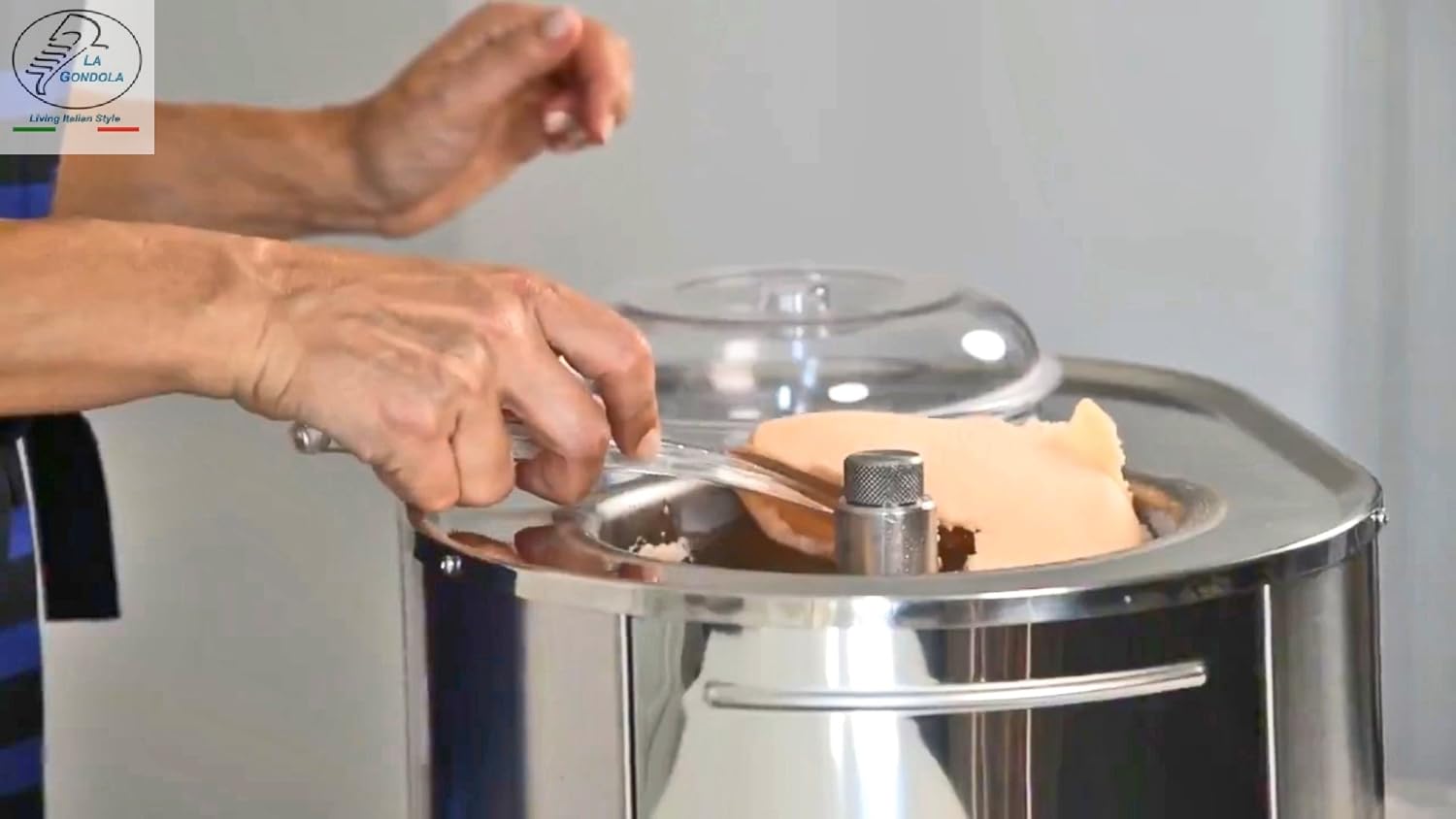 1.5-Quart Stainless Ice Cream Maker Q34645