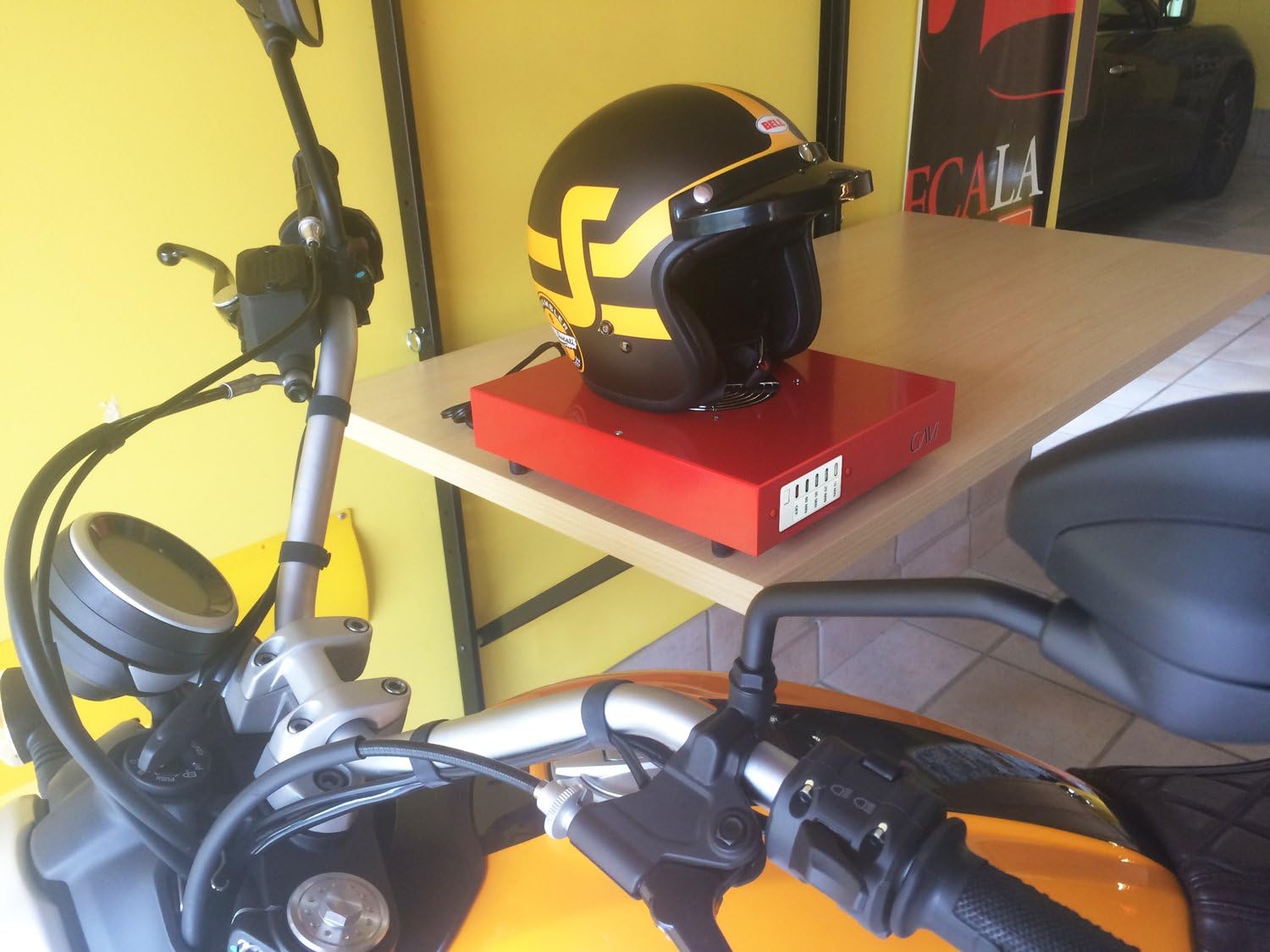 Helmet Dryer Fan with Timer Q56418