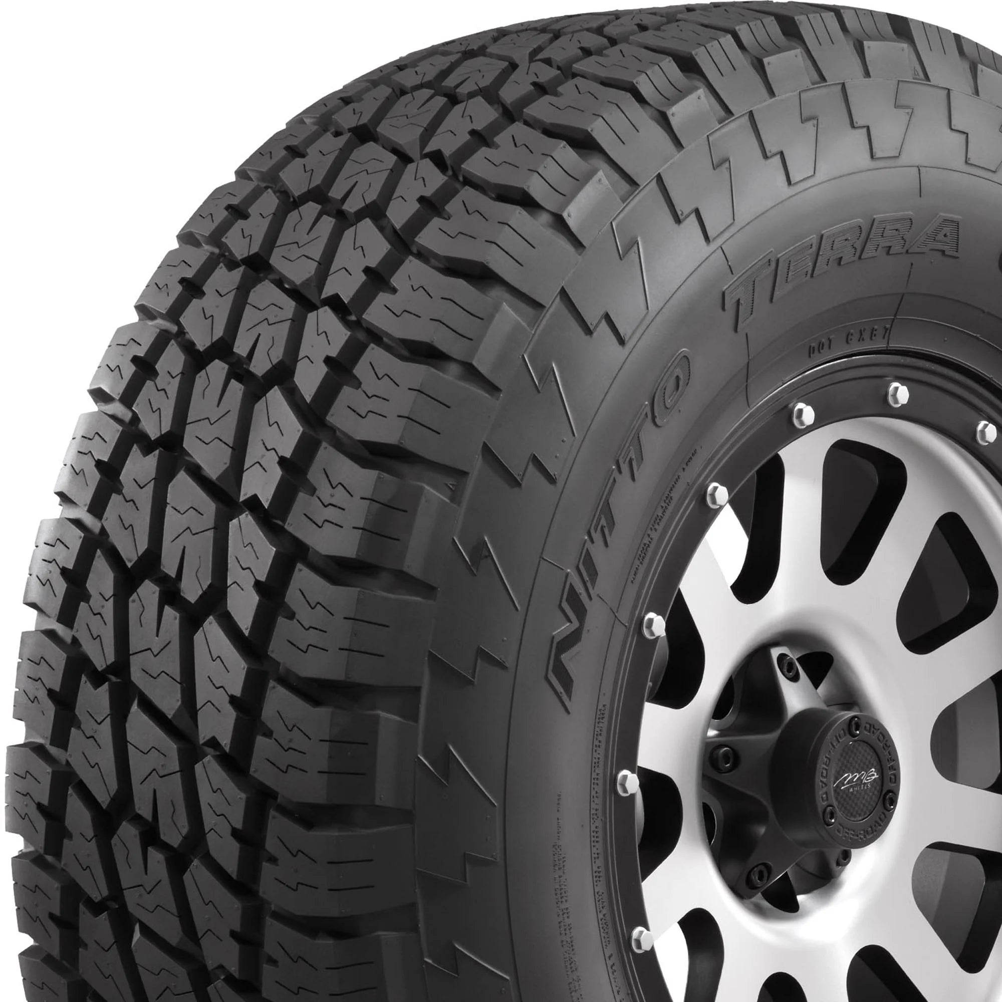 Set of 4 LT285/75R16 122Q D Tires N812837