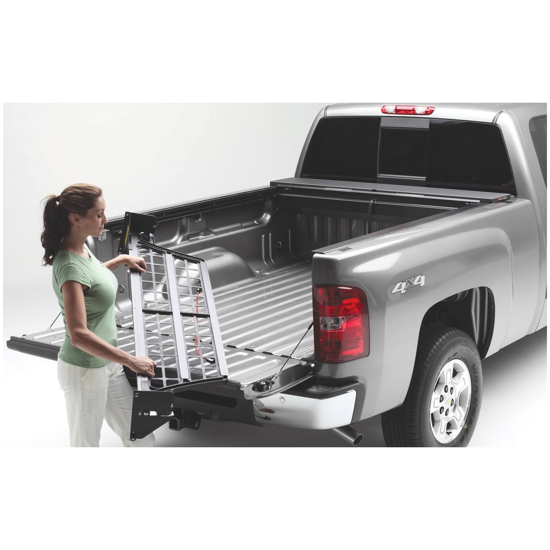 Truck Bed Divider U997749