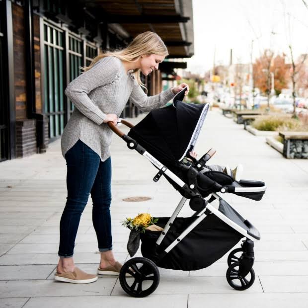 Single Stroller in Sea/Windowpane Canopy/Black Leather P5428