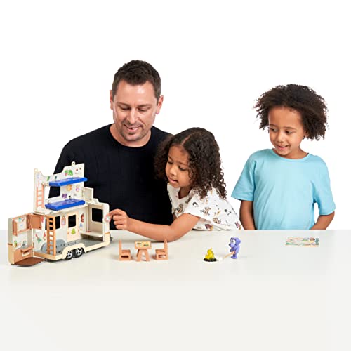 Bluey Caravan Playset with 2.5-3 inch Figures, Camper Van, 2 Figures, 5 Accessories, 1 Sticker Q216
