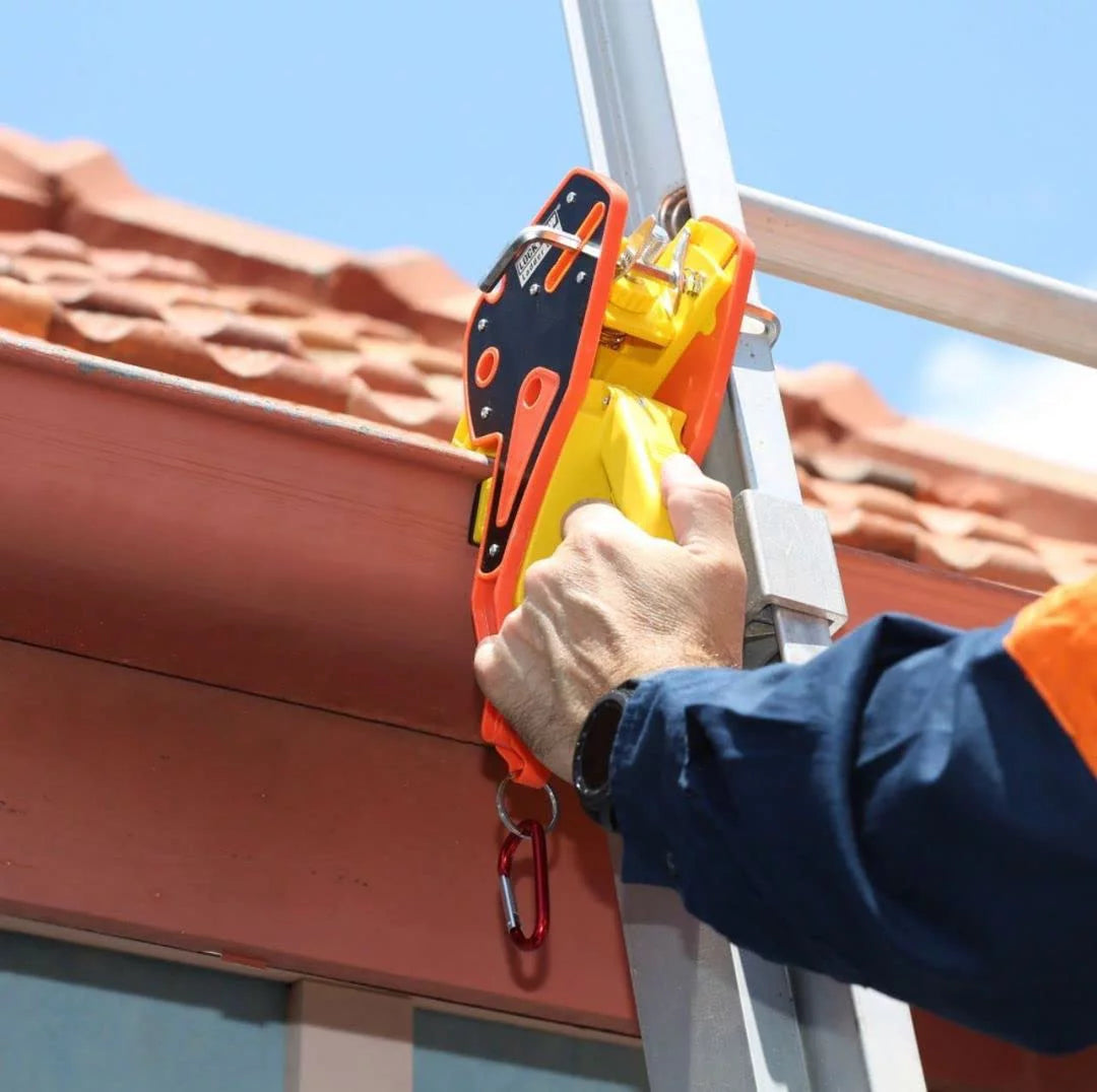 Ladder Safety Clip Z579