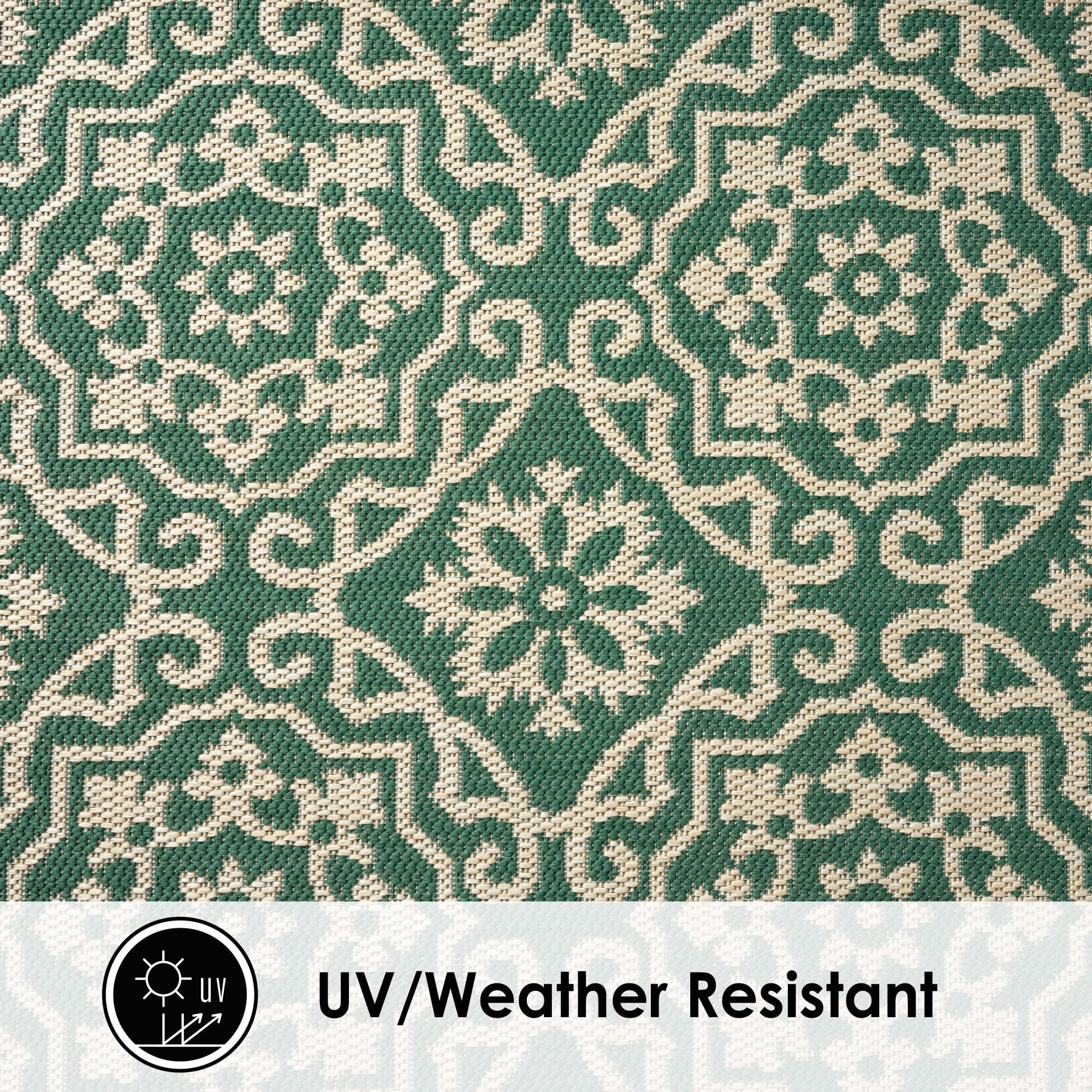 Green/Beige Geometric Indoor/Outdoor Area Rug, 5'2"x7'2" W794