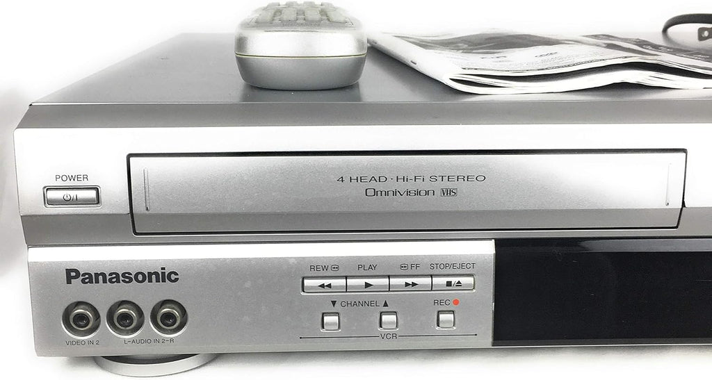 Double Feature DVD/VCR Combination Deck D532850