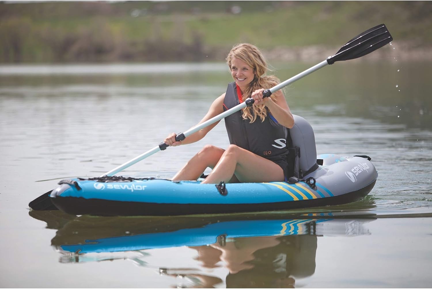 1-Person Inflatable Kayak with Hand Pump & Paddle Q21016