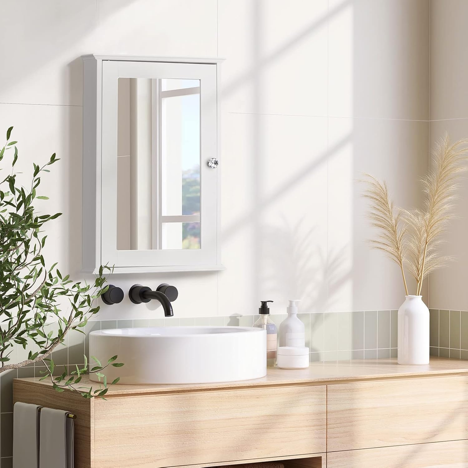 White Wall Mounted Wooden Medicine Cabinet with Single Mirror Door & Adjustable Shelves Y62051