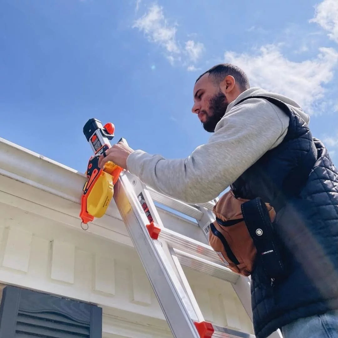 Ladder Safety Clip Z579