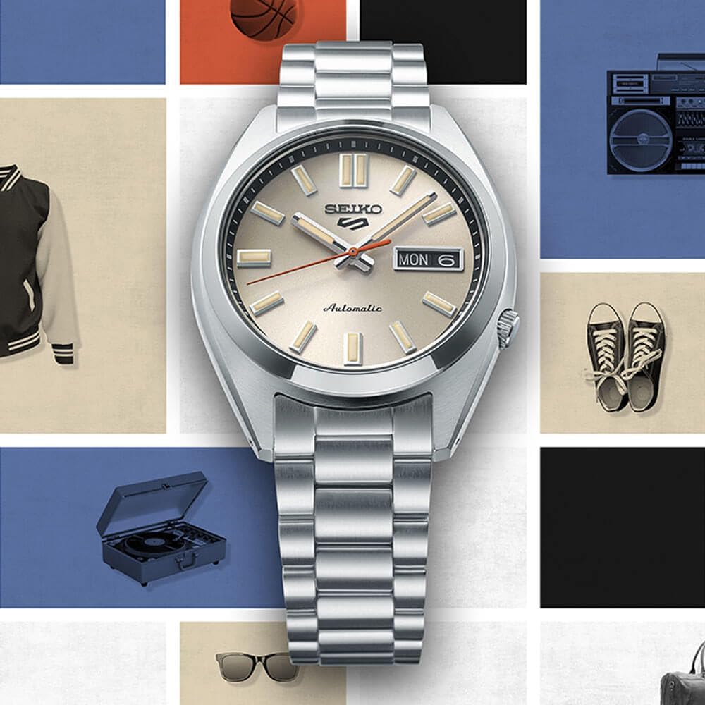 5 Sports Watch C18356