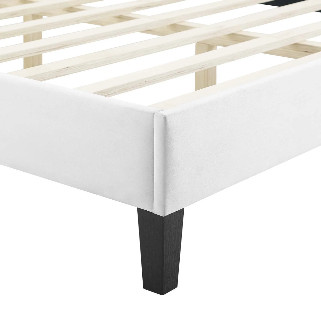 White Velvet King Platform Bed B82507