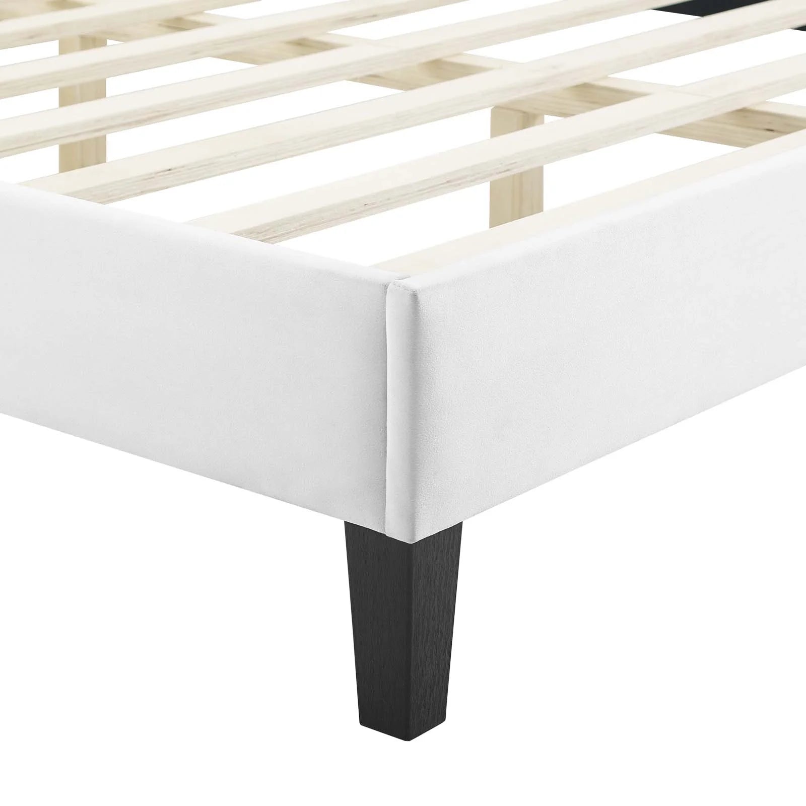 White Velvet King Platform Bed B82507