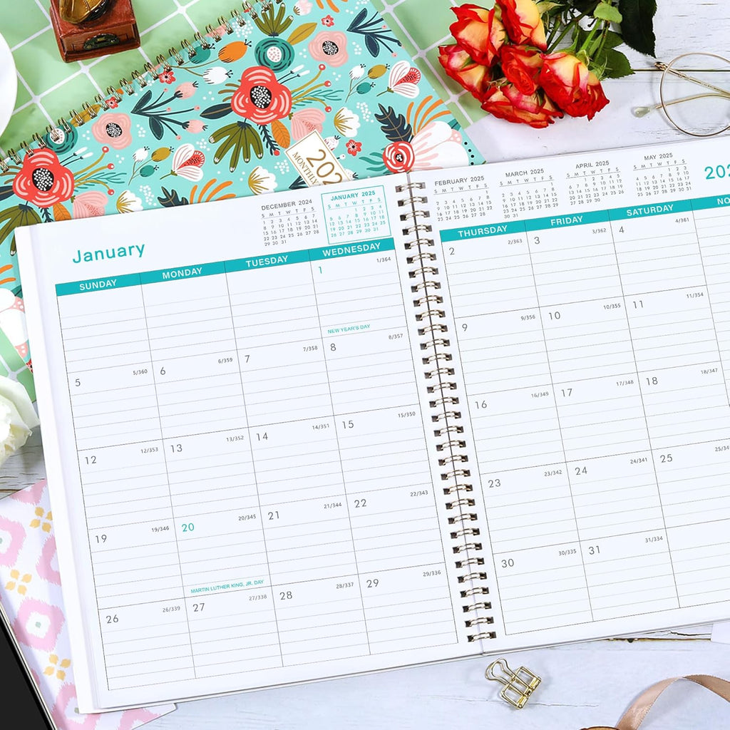 2025 Monthly Planner 8.5" x 11" with Tabs Q685