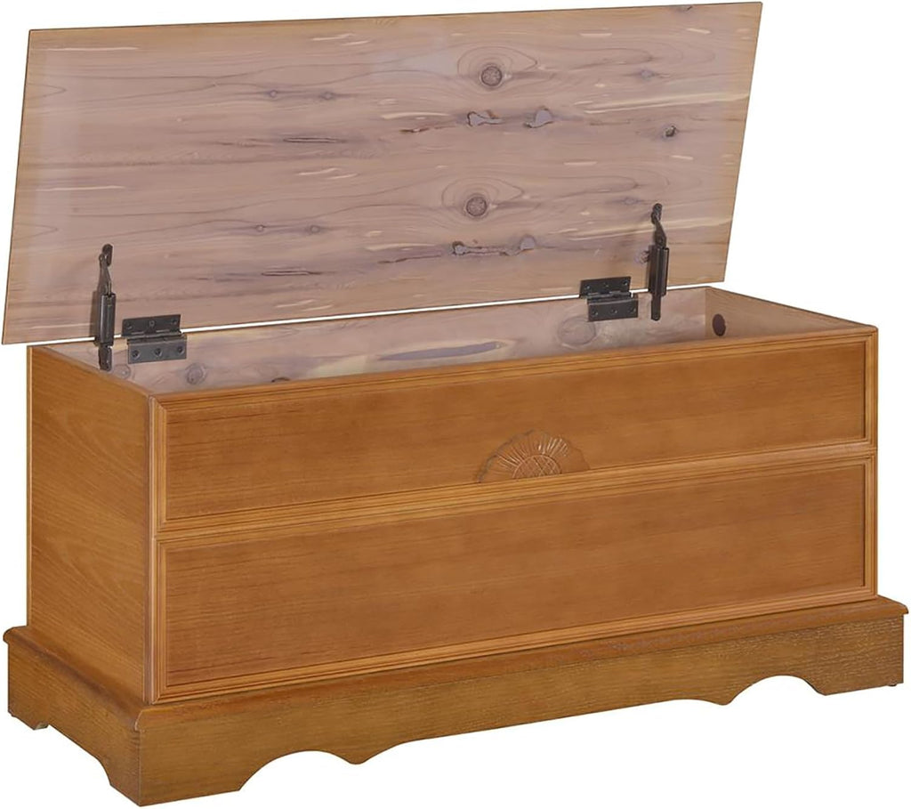 Cedar Chest G772136