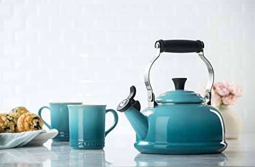 1-4/5-Quart Whistling Teakettle Z365