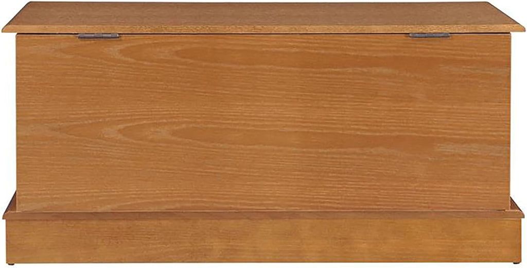 Cedar Chest G772136