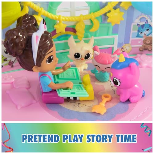 17-Piece Playset with 4 Toy Figures G296