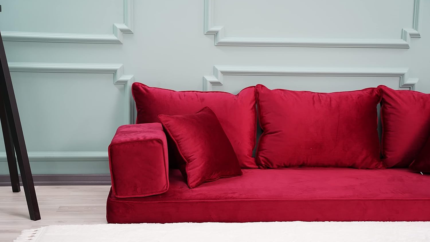 Red Velvet Floor Sofa Q81282