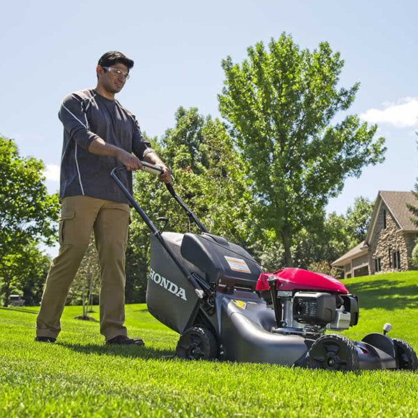 21 Walk Behind Mower I15415